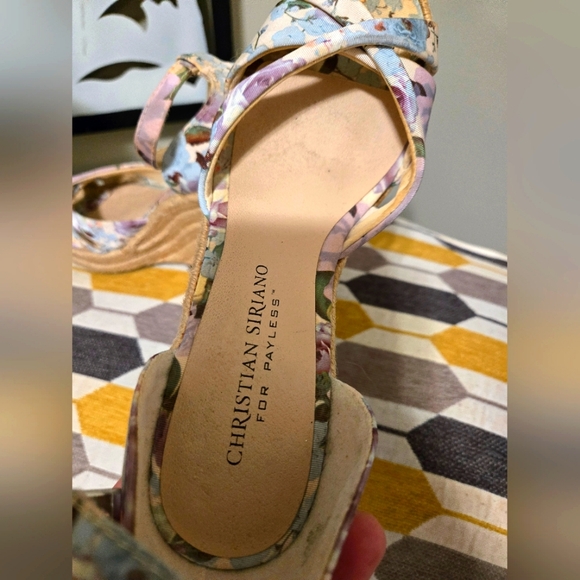 Ladies wedge heels size 5 (used) - Picture 5 of 6